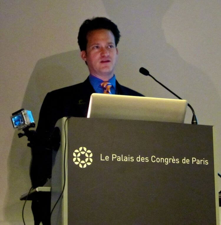 Dr Bauman speaking at the International Hair Surgery Master’s Class in Paris, France